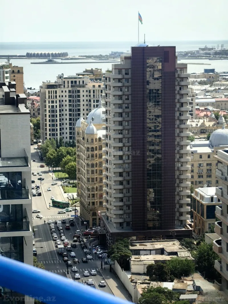 Satılır 4 otaqlı Mənzil Yeni tikili 260 m² 28 May m. - şəkil 18