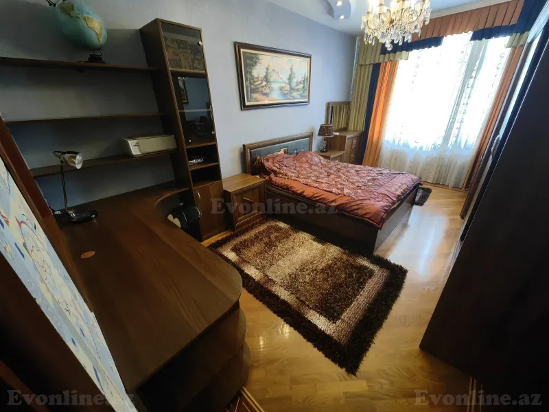 Satılır 4 otaqlı Mənzil Yeni tikili 260 m² 28 May m. - şəkil 29