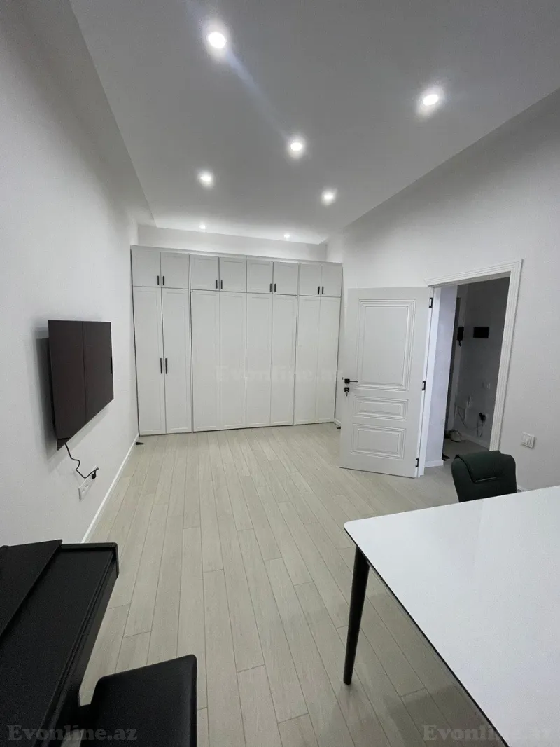 Satılır 1 otaqlı Mənzil Yeni tikili 355 m² Yasamal r. - şəkil 4