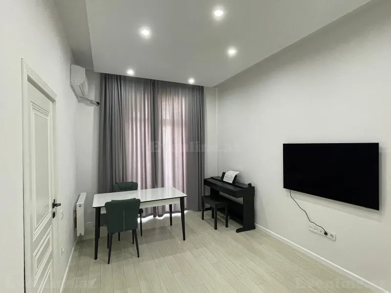 Satılır 1 otaqlı Mənzil Yeni tikili 355 m² Yasamal r. - şəkil 6