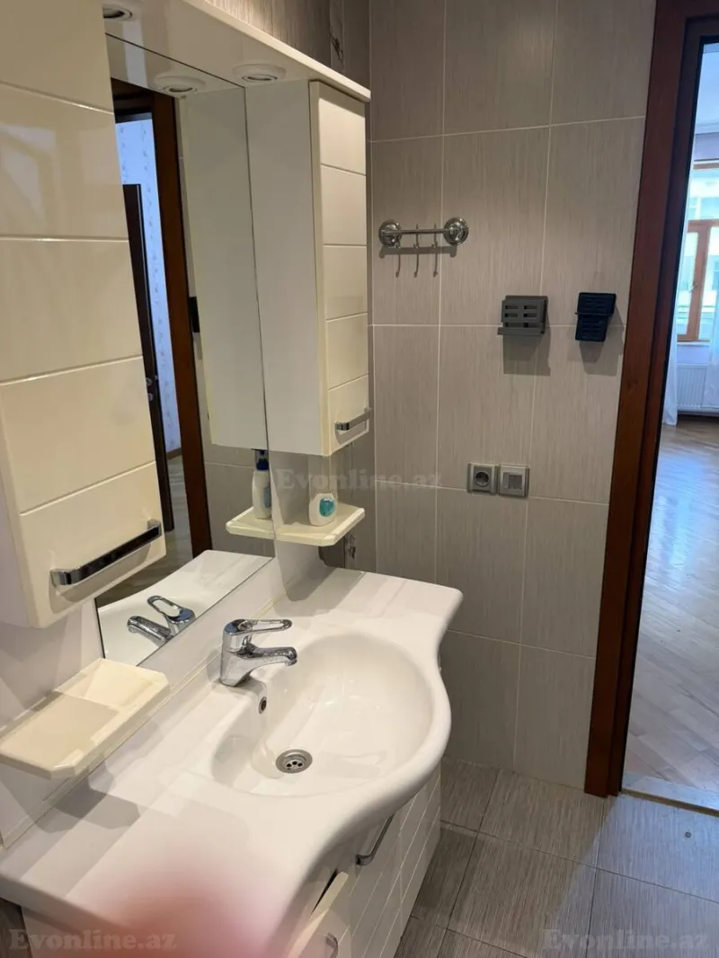 Satılır 3 otaqlı Mənzil Yeni tikili 150 m² Gənclik m. - şəkil 7