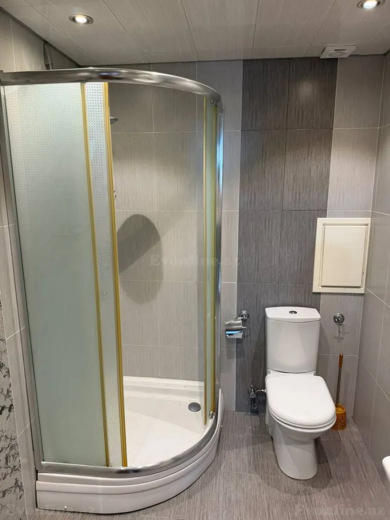 Satılır 3 otaqlı Mənzil Yeni tikili 150 m² Gənclik m. - şəkil 13