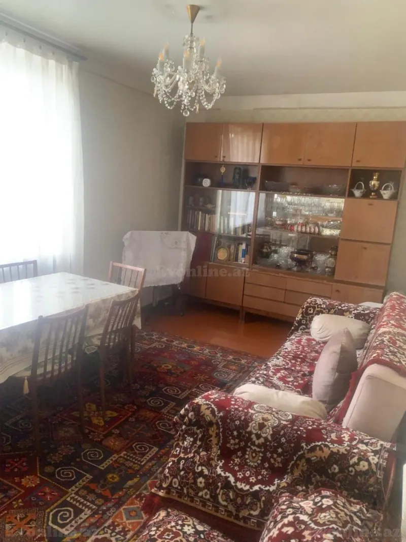 Satılır 2 otaqlı Mənzil Köhnə tikili 65 m² Memar Əcəmi m. - şəkil 2