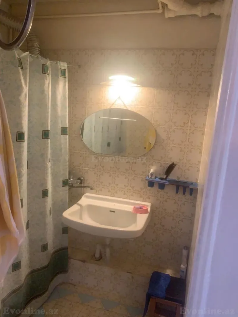 Satılır 2 otaqlı Mənzil Köhnə tikili 65 m² Memar Əcəmi m. - şəkil 17