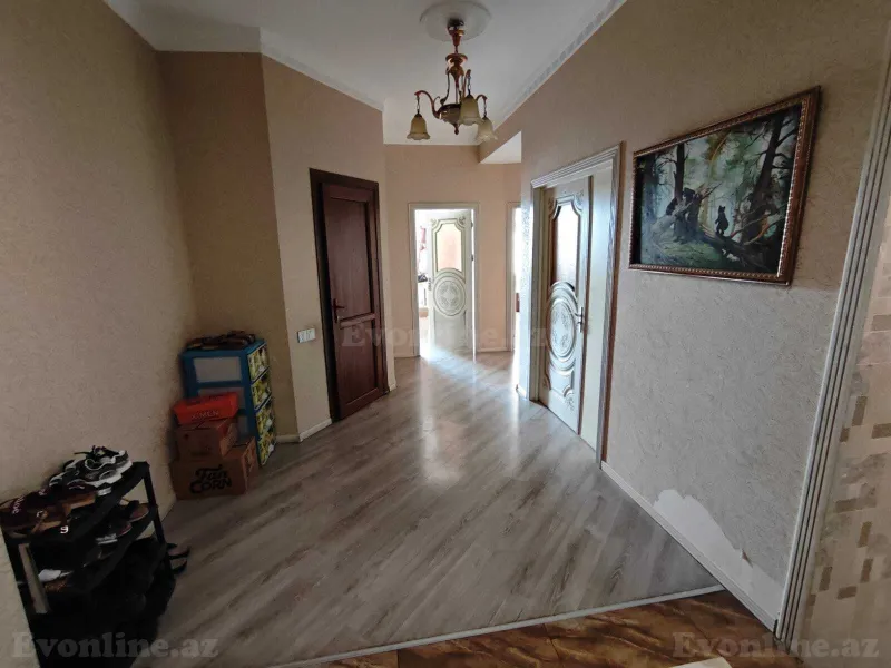 Satılır 3 otaqlı Mənzil Yeni tikili 137 m² İnşaatçılar m. - şəkil 2
