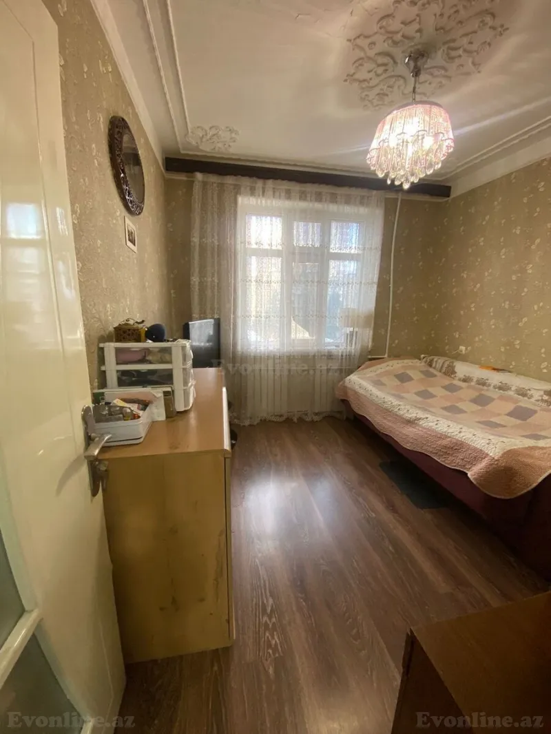 Satılır 5 otaqlı Mənzil Köhnə tikili 100 m² Əhmədli m. - şəkil 7