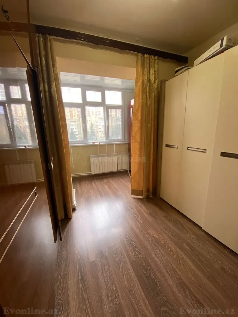 Satılır 5 otaqlı Mənzil Köhnə tikili 100 m² Əhmədli m. - şəkil 9