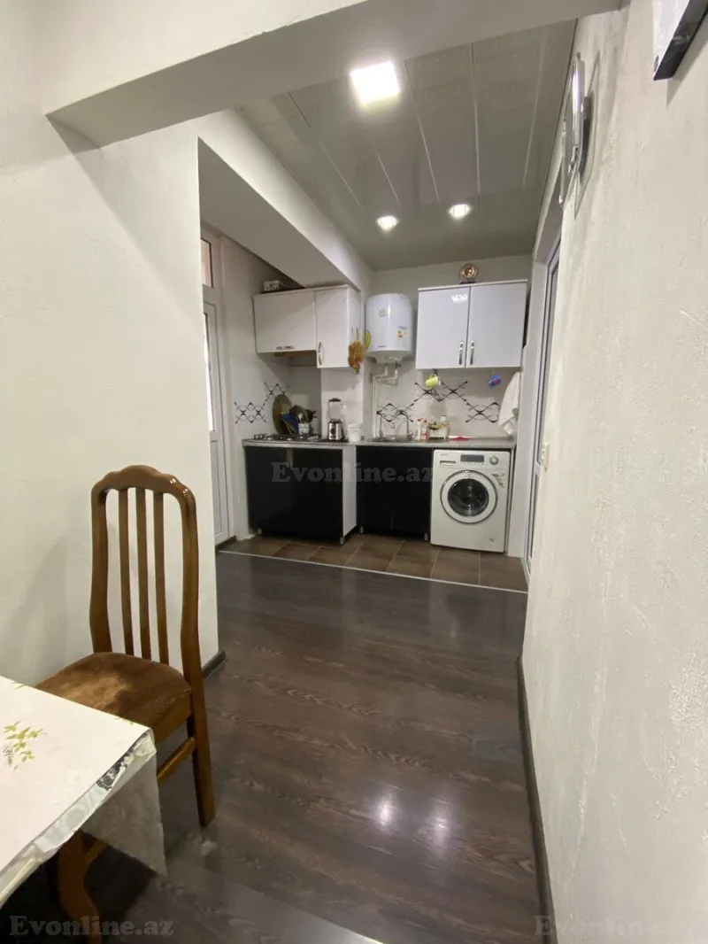 Satılır 5 otaqlı Mənzil Köhnə tikili 100 m² Əhmədli m. - şəkil 11