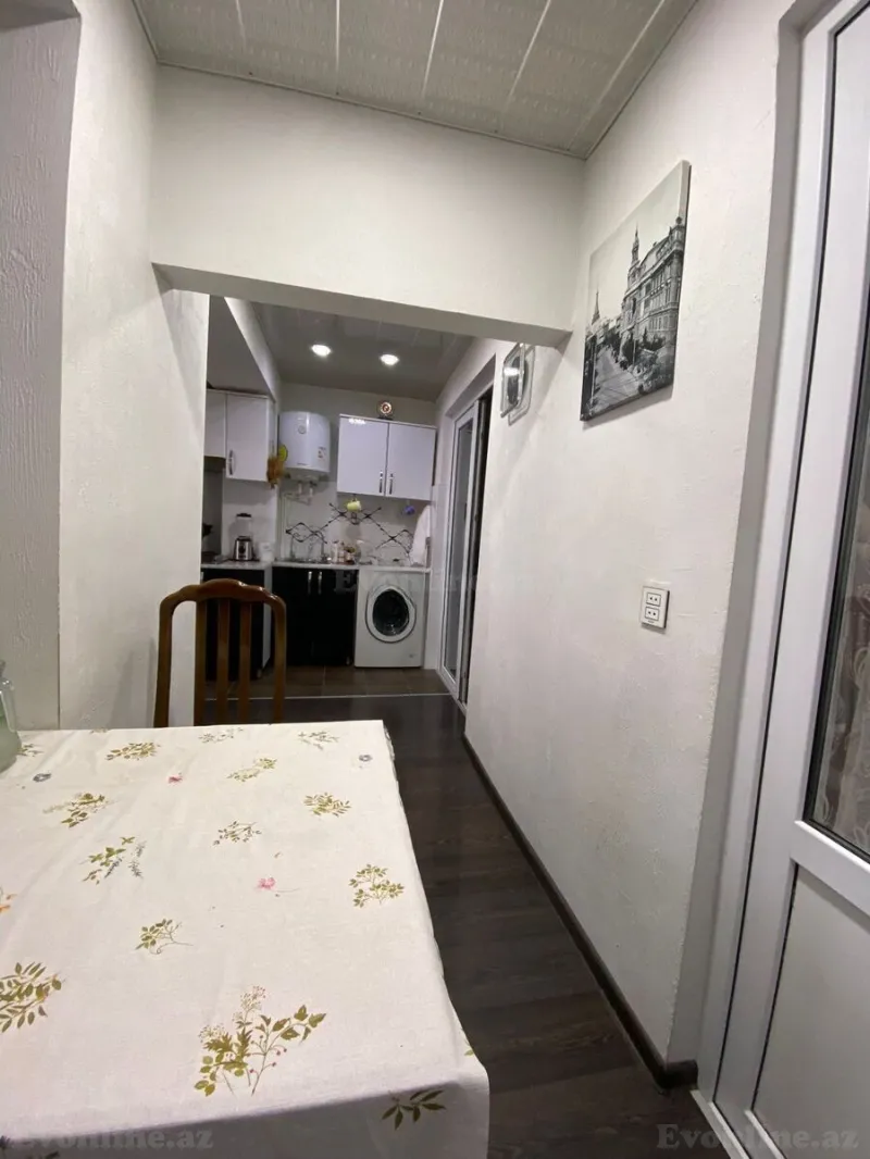 Satılır 5 otaqlı Mənzil Köhnə tikili 100 m² Əhmədli m. - şəkil 13