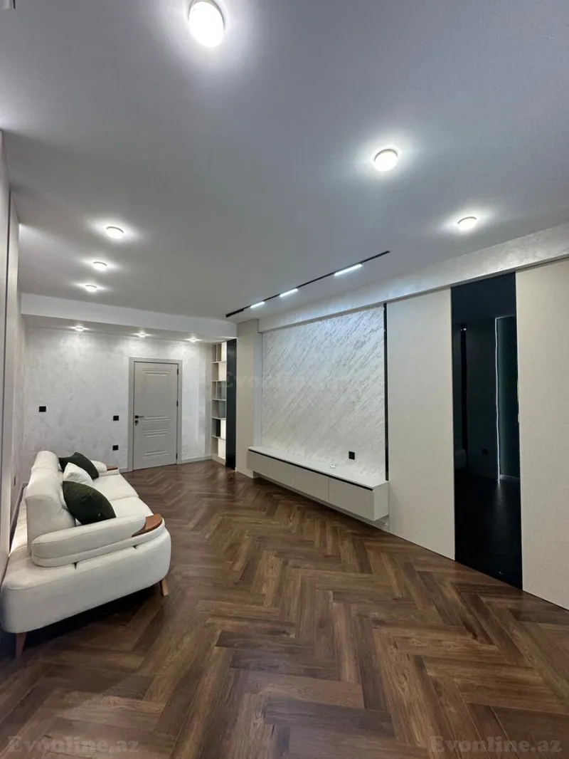 Satılır 3 otaqlı Mənzil Yeni tikili 126 m² Həzi Aslanov m. - şəkil 3