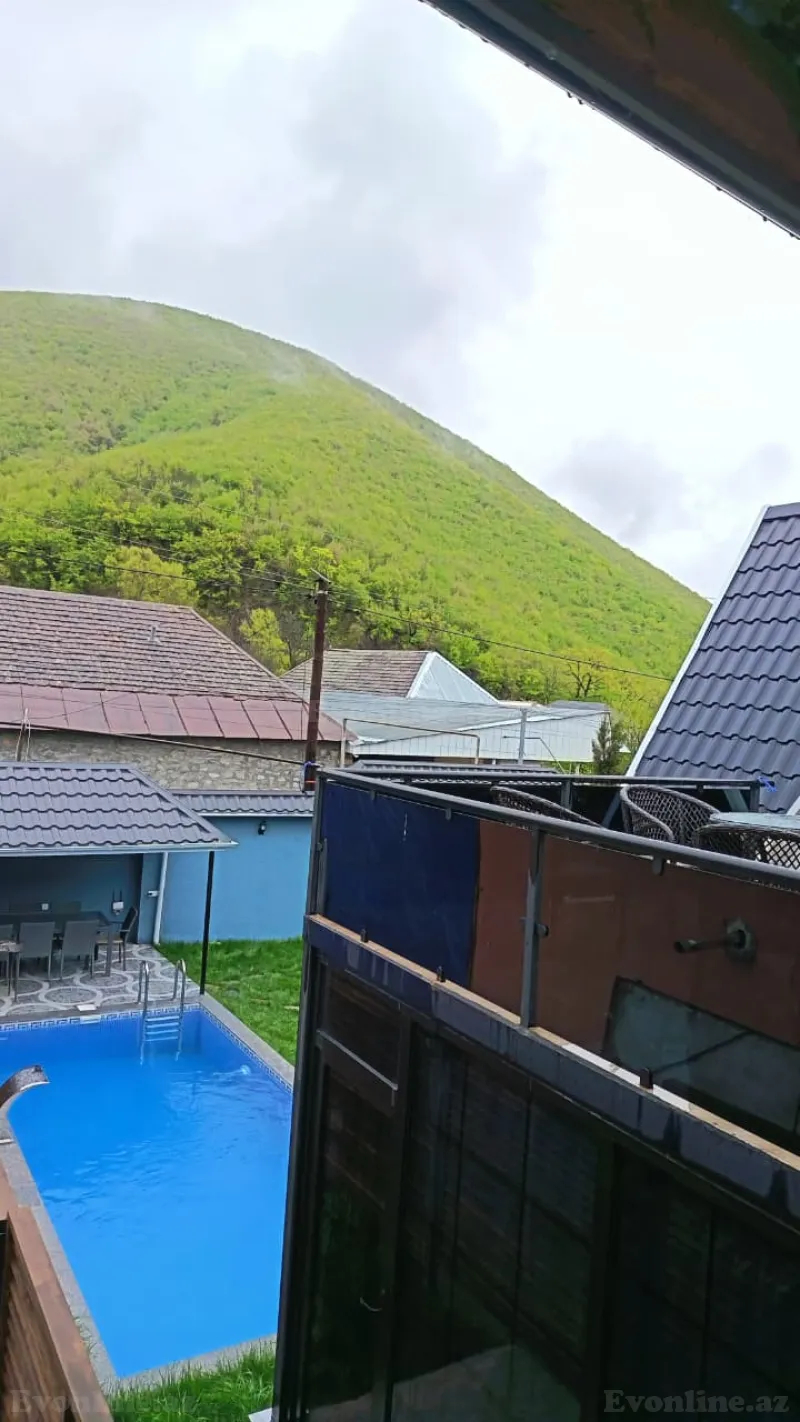 Kirayə verilir 4 otaqlı Həyət evi 140 m² Şəki - şəkil 2