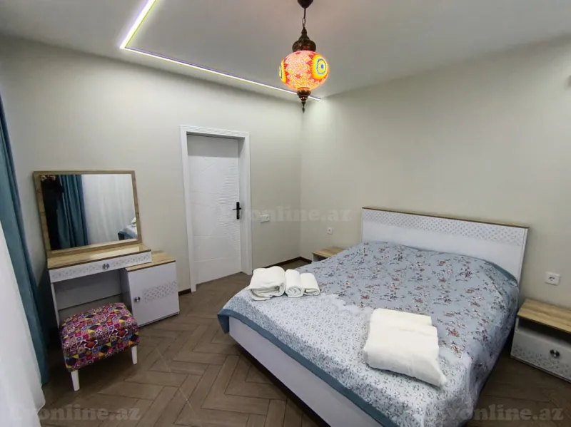 Kirayə verilir 4 otaqlı Həyət evi 140 m² Şəki - şəkil 25
