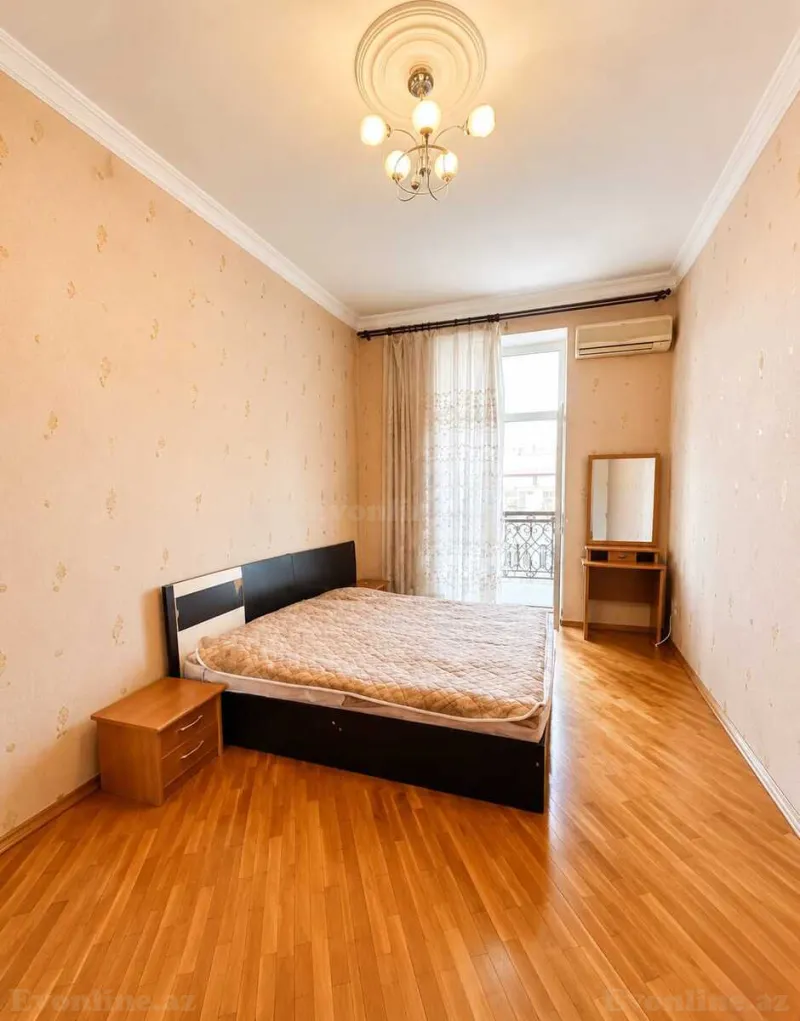 Satılır 3 otaqlı Mənzil Köhnə tikili 80 m² 28 May m. - şəkil 3