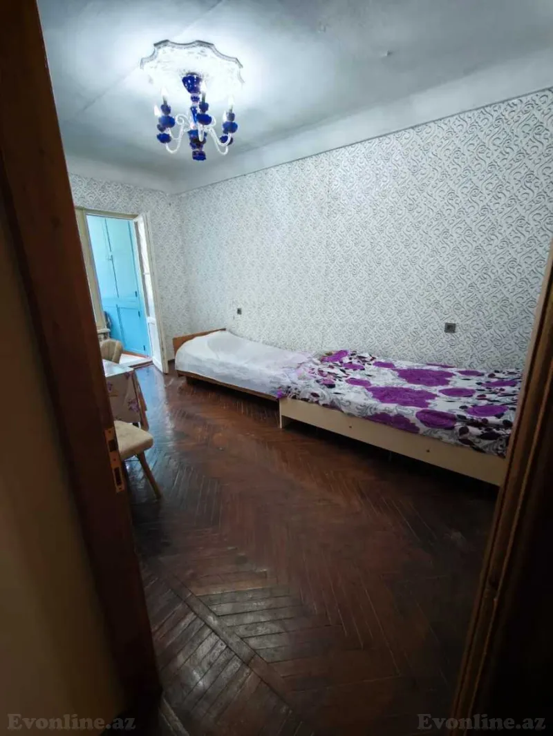 Satılır 3 otaqlı Mənzil Köhnə tikili 70 m² Elmlər Akademiyası m. - şəkil 4