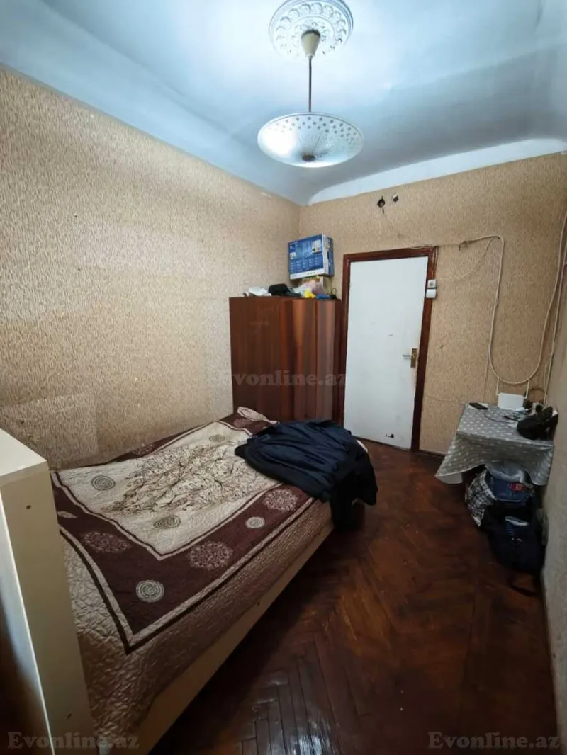 Satılır 3 otaqlı Mənzil Köhnə tikili 70 m² Elmlər Akademiyası m. - şəkil 6