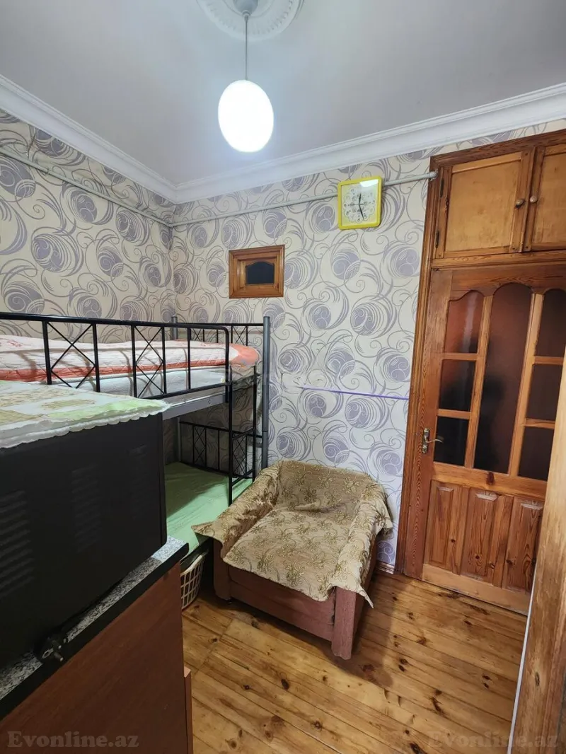Satılır 3 otaqlı Mənzil Köhnə tikili 65 m² Qaraçuxur - şəkil 4