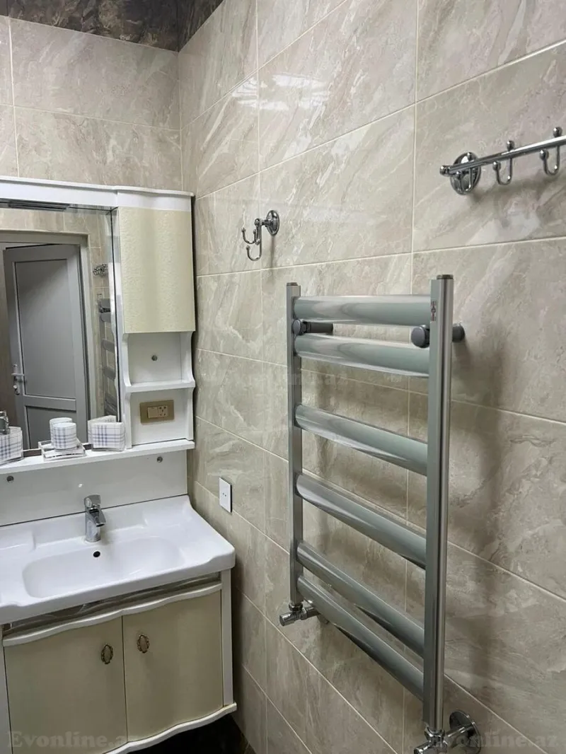 Kirayə verilir 3 otaqlı Mənzil Yeni tikili 90 m² Nərimanov r. - şəkil 7