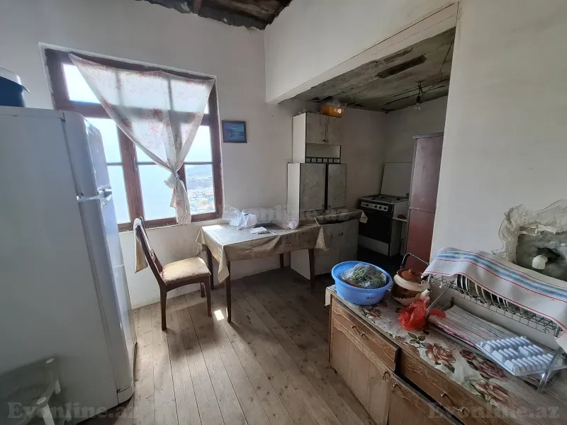 Satılır 7 otaqlı Mənzil Köhnə tikili 300 m² Bayıl - şəkil 9