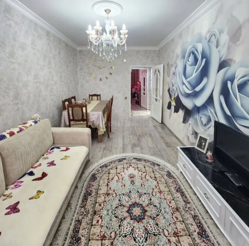 Satılır 2 otaqlı Mənzil Köhnə tikili 75 m² Memar Əcəmi m. - şəkil 2