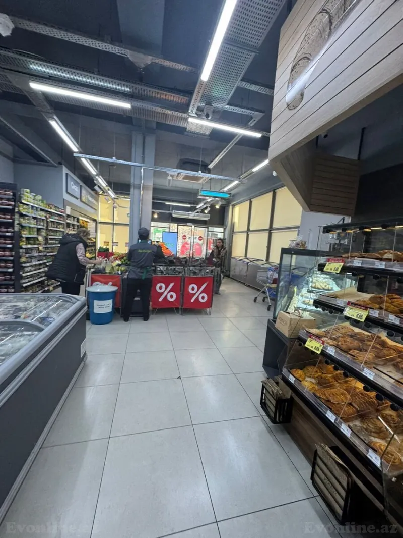 Satılır Obyekt 1400 m² 28 May m. - şəkil 3