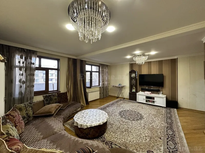 Satılır 5 otaqlı Mənzil Köhnə tikili 120 m² Əhmədli m. - şəkil 3