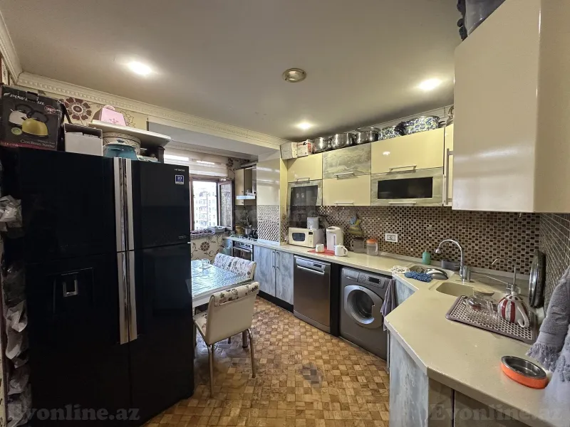 Satılır 5 otaqlı Mənzil Köhnə tikili 120 m² Əhmədli m. - şəkil 12