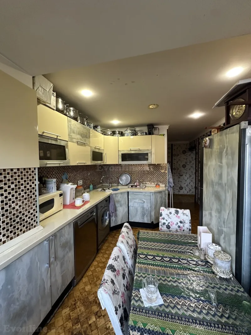 Satılır 5 otaqlı Mənzil Köhnə tikili 120 m² Əhmədli m. - şəkil 14