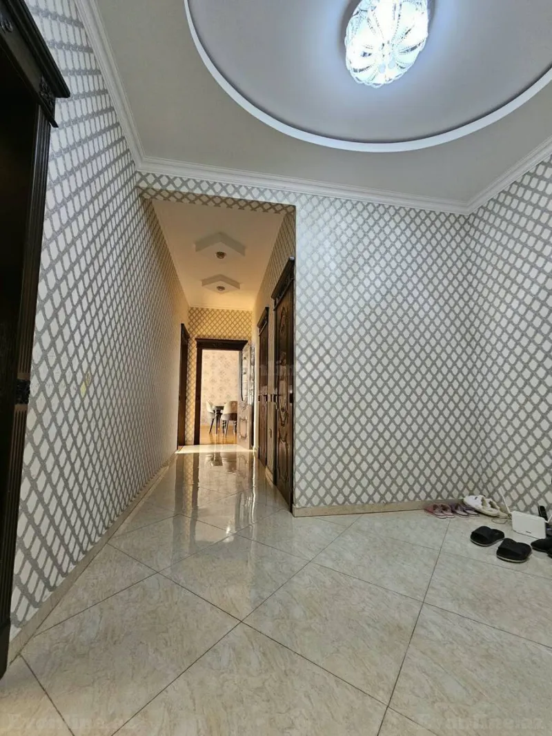 Satılır 3 otaqlı Mənzil Yeni tikili 130 m² Elmlər Akademiyası m. - şəkil 4