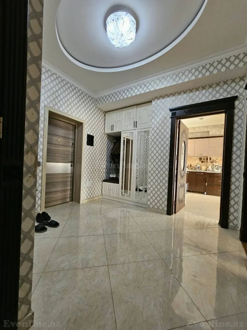 Satılır 3 otaqlı Mənzil Yeni tikili 130 m² Elmlər Akademiyası m. - şəkil 6