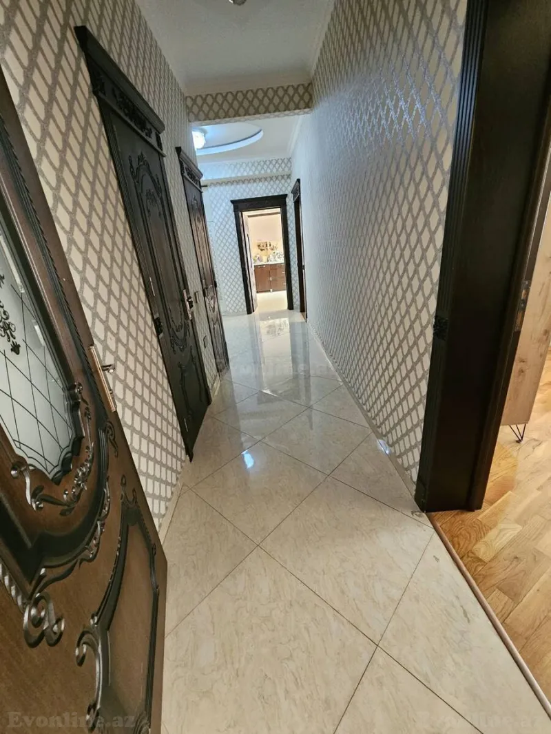 Satılır 3 otaqlı Mənzil Yeni tikili 130 m² Elmlər Akademiyası m. - şəkil 18
