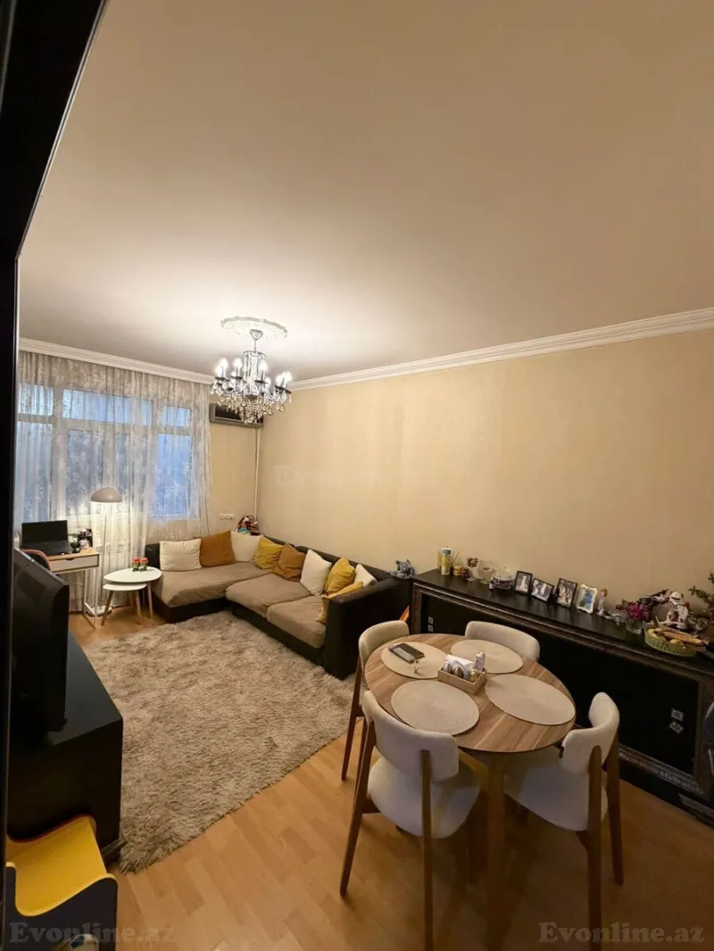 Satılır 2 otaqlı Mənzil Köhnə tikili 51 m² 8 Noyabr m. - şəkil 3