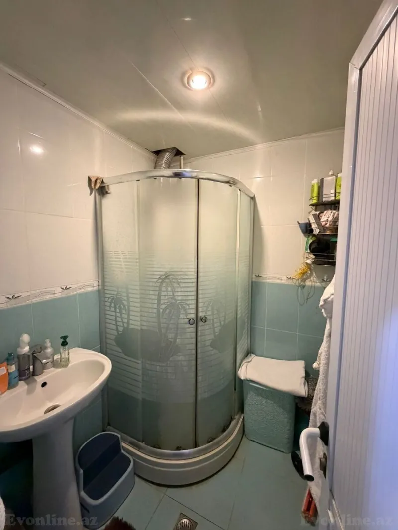Satılır 2 otaqlı Mənzil Köhnə tikili 51 m² 8 Noyabr m. - şəkil 4