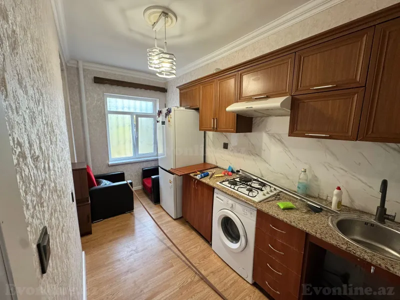 Kirayə verilir 4 otaqlı Mənzil Köhnə tikili 90 m² Xətai r. - şəkil 8