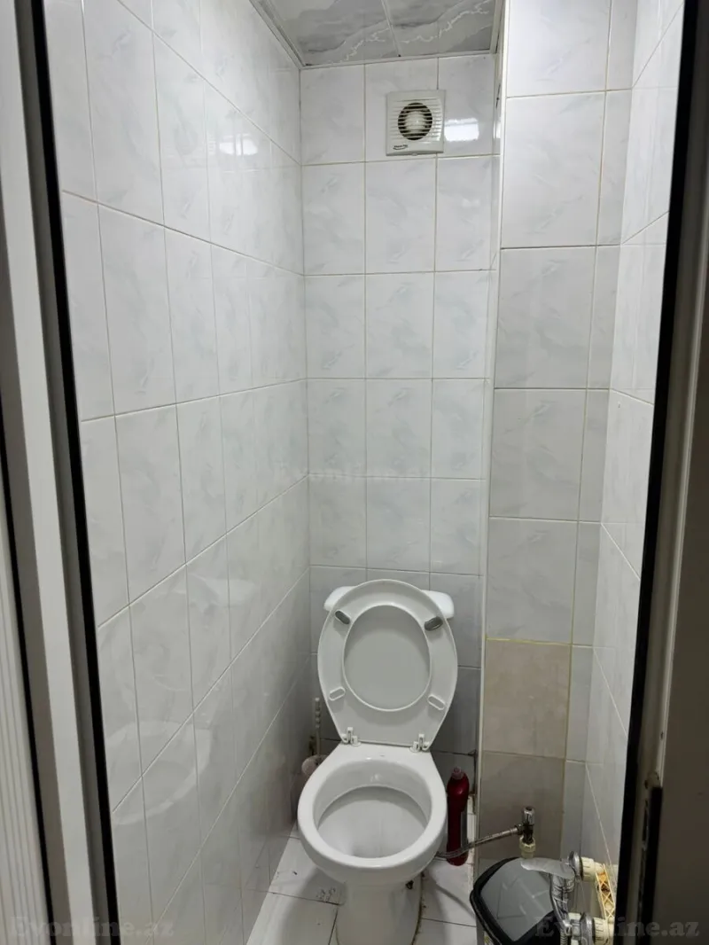 Kirayə verilir 4 otaqlı Mənzil Köhnə tikili 90 m² Xətai r. - şəkil 11