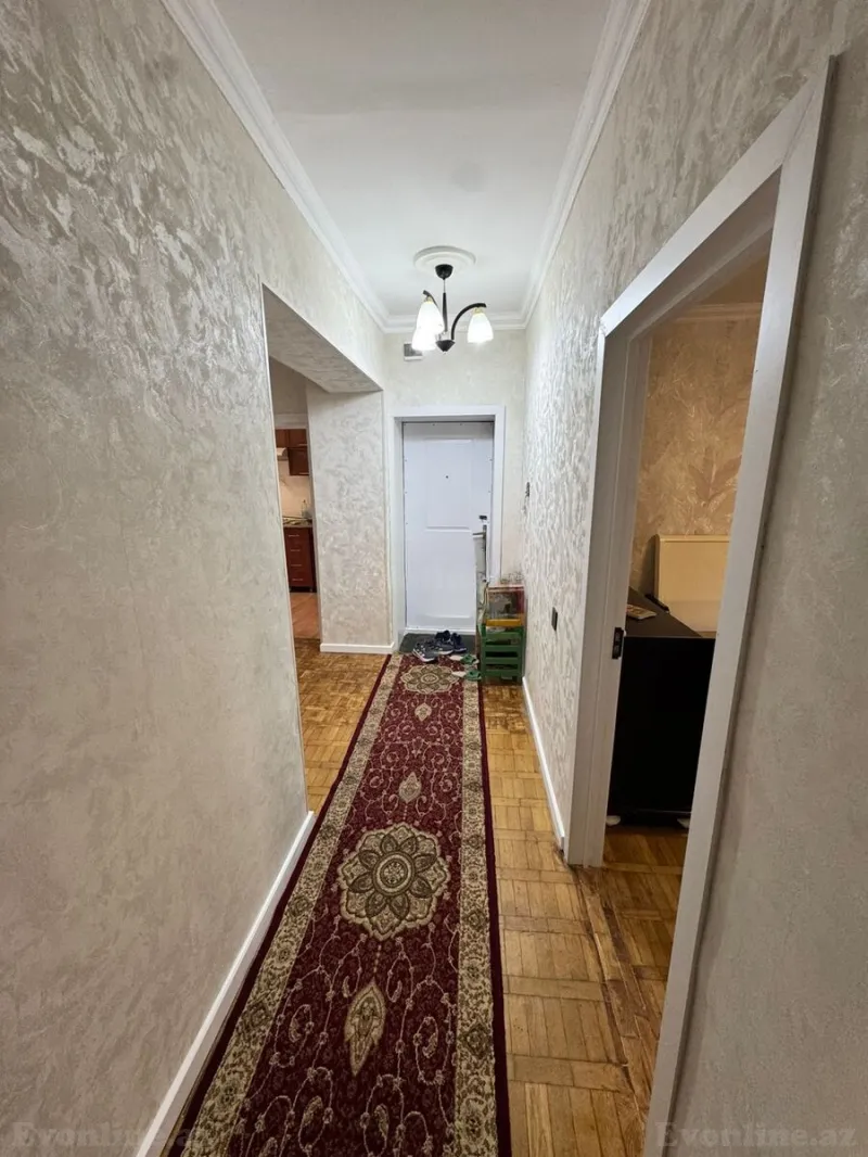 Kirayə verilir 4 otaqlı Mənzil Köhnə tikili 90 m² Xətai r. - şəkil 19