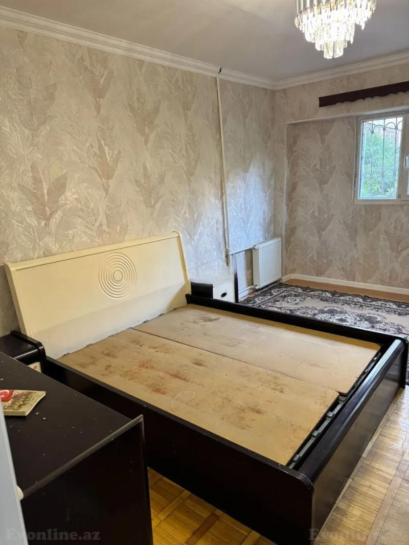 Kirayə verilir 4 otaqlı Mənzil Köhnə tikili 90 m² Xətai r. - şəkil 20