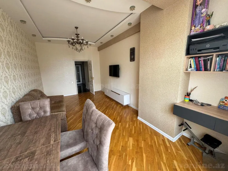 Kirayə verilir 2 otaqlı Mənzil Yeni tikili 70 m² Neftçilər m. - şəkil 3
