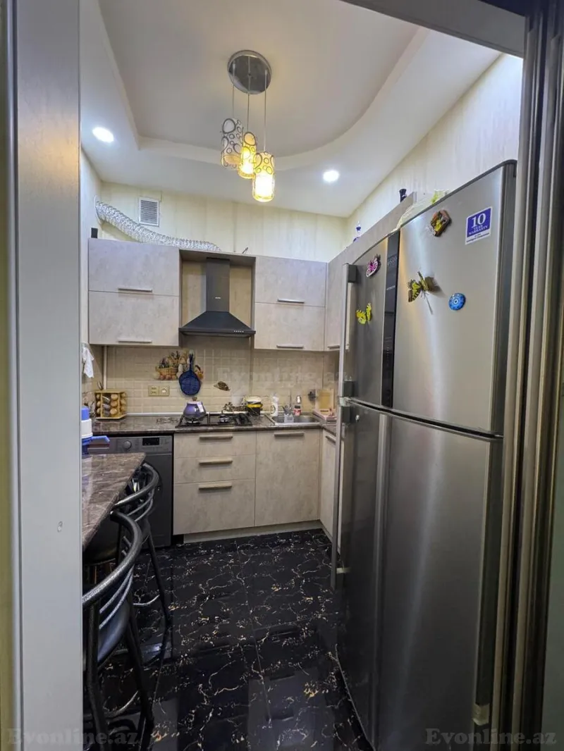 Kirayə verilir 2 otaqlı Mənzil Yeni tikili 70 m² Neftçilər m. - şəkil 11