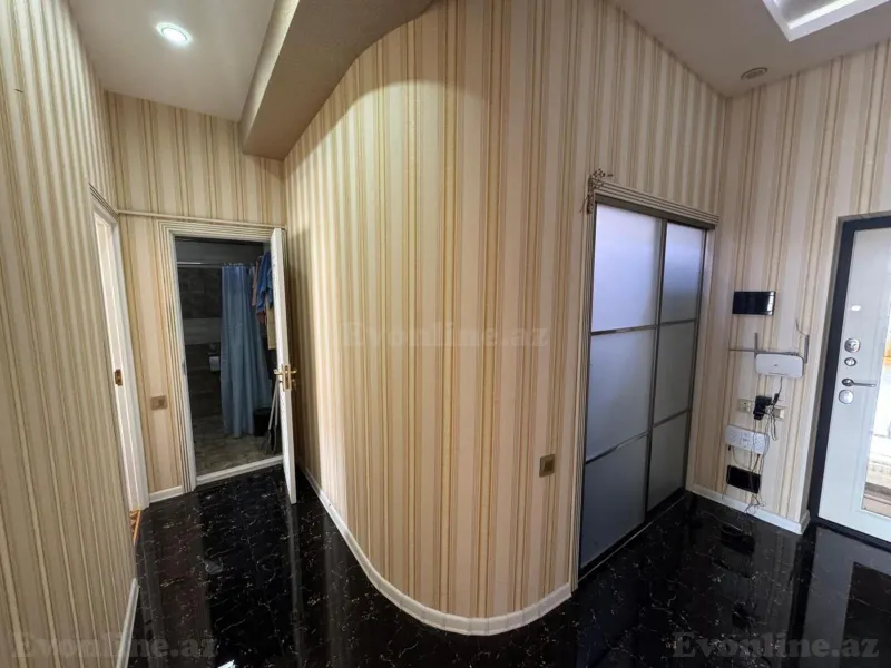 Kirayə verilir 2 otaqlı Mənzil Yeni tikili 70 m² Neftçilər m. - şəkil 13
