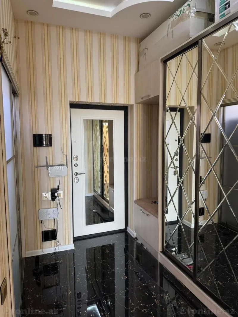 Kirayə verilir 2 otaqlı Mənzil Yeni tikili 70 m² Neftçilər m. - şəkil 14