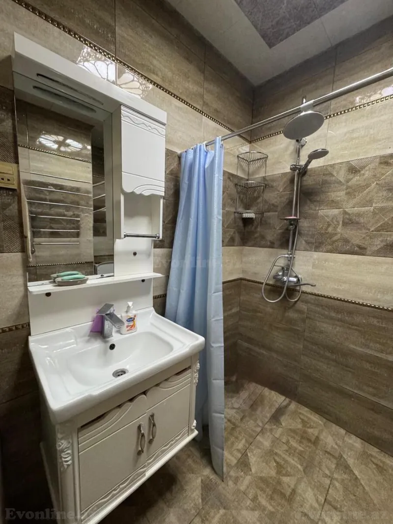 Kirayə verilir 2 otaqlı Mənzil Yeni tikili 70 m² Neftçilər m. - şəkil 15