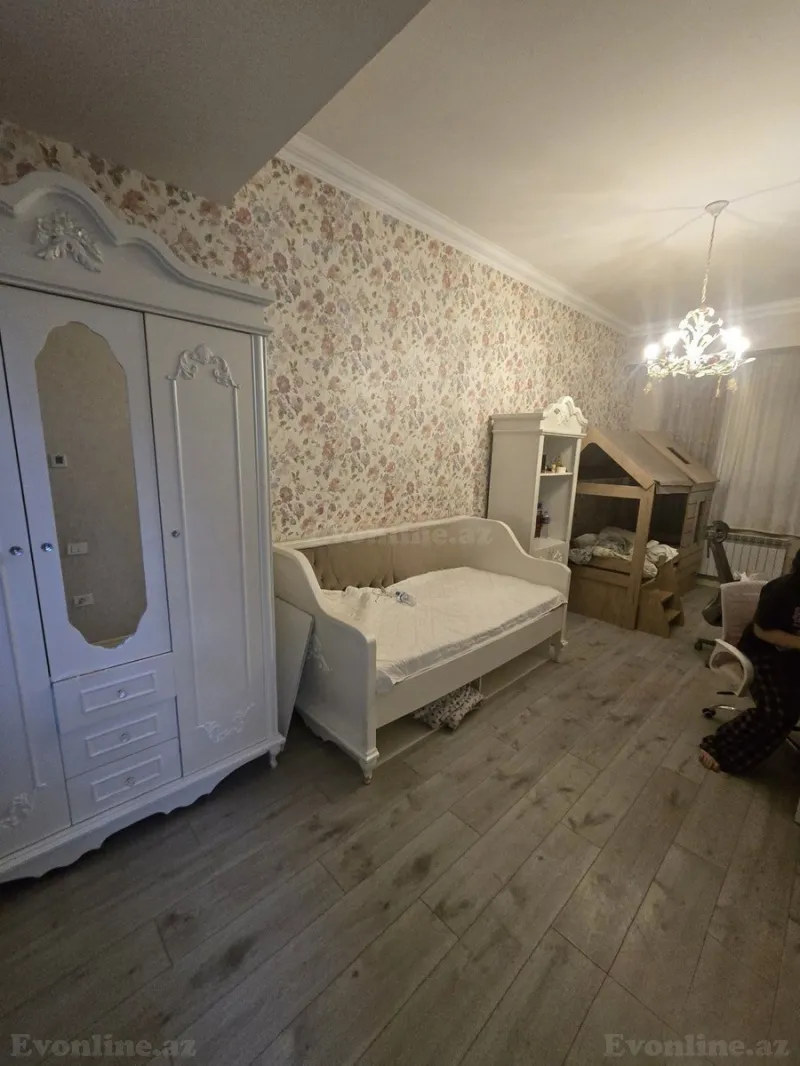 Kirayə verilir 4 otaqlı Mənzil Yeni tikili 220 m² Elmlər Akademiyası m. - şəkil 8