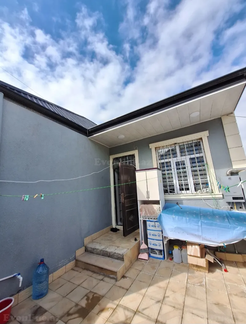 3 otaqlı Həyət evi 100 m² Masazır Kirayə verilir