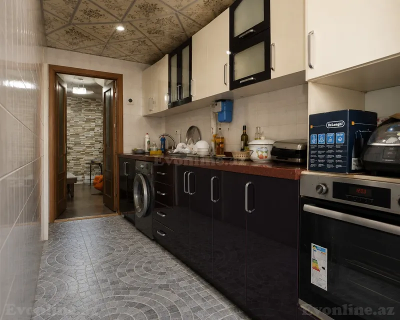 Satılır 3 otaqlı Mənzil Köhnə tikili 70 m² 4-cü mikrorayon - şəkil 8