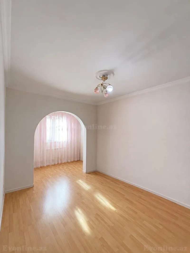 Satılır 3 otaqlı Mənzil Köhnə tikili 90 m² Yeni Yasamal - şəkil 3