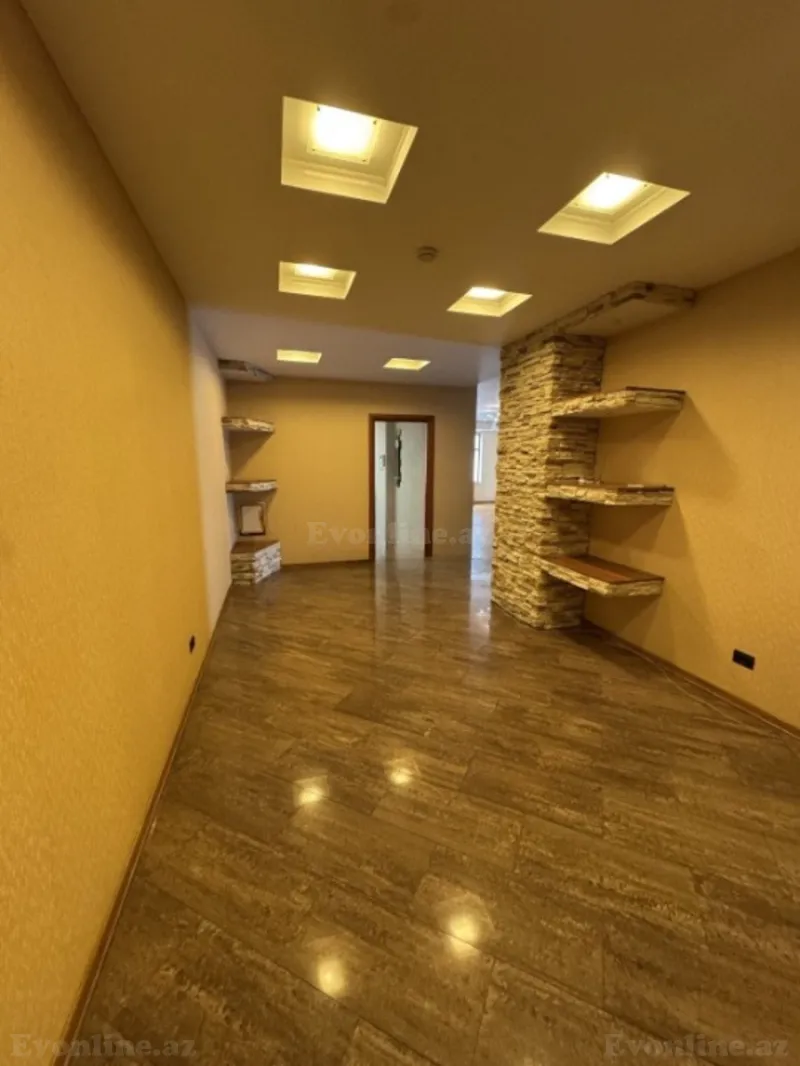 Satılır 4 otaqlı Mənzil Yeni tikili 240 m² 28 May m. - şəkil 7