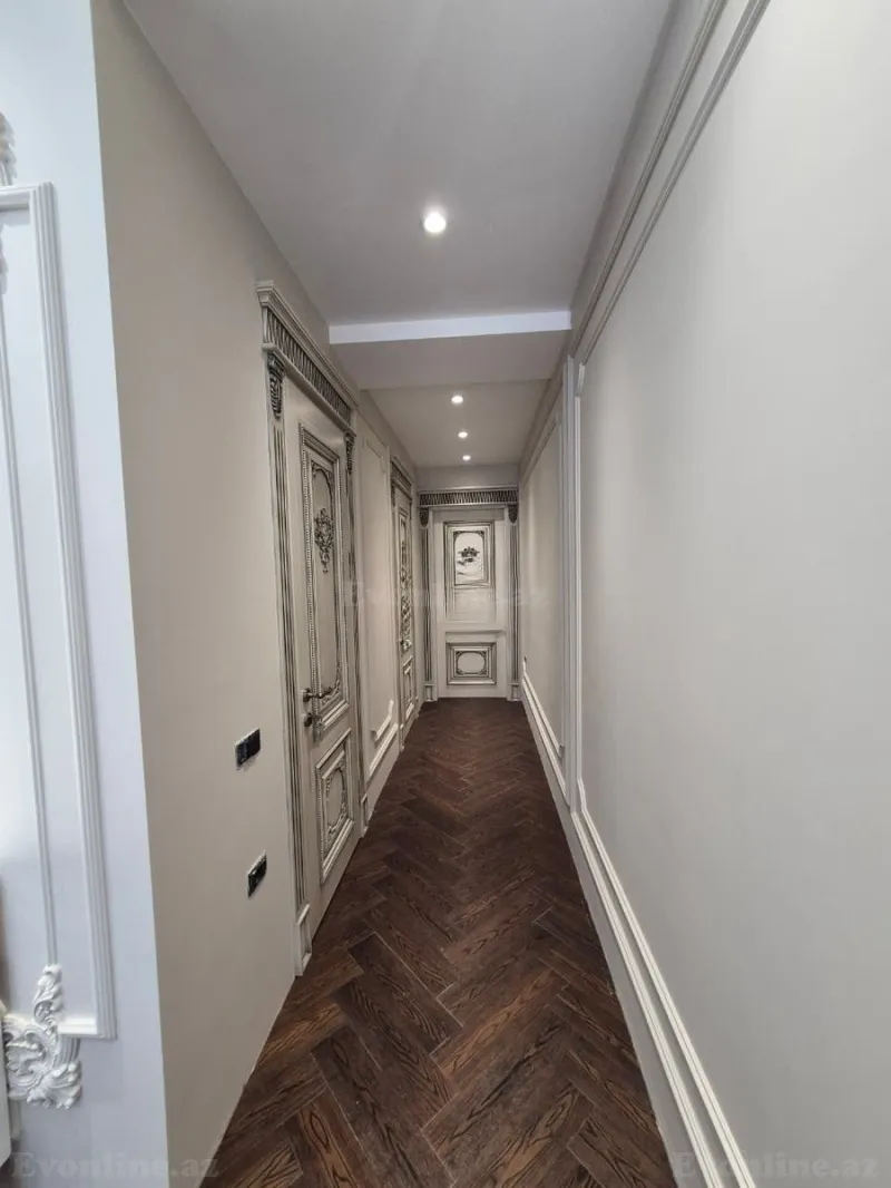 Satılır 4 otaqlı Mənzil Yeni tikili 225 m² 28 May m. - şəkil 13