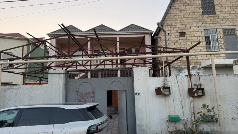 Satılır 5 otaqlı Həyət evi 250 m² Sulutəpə - şəkil 2