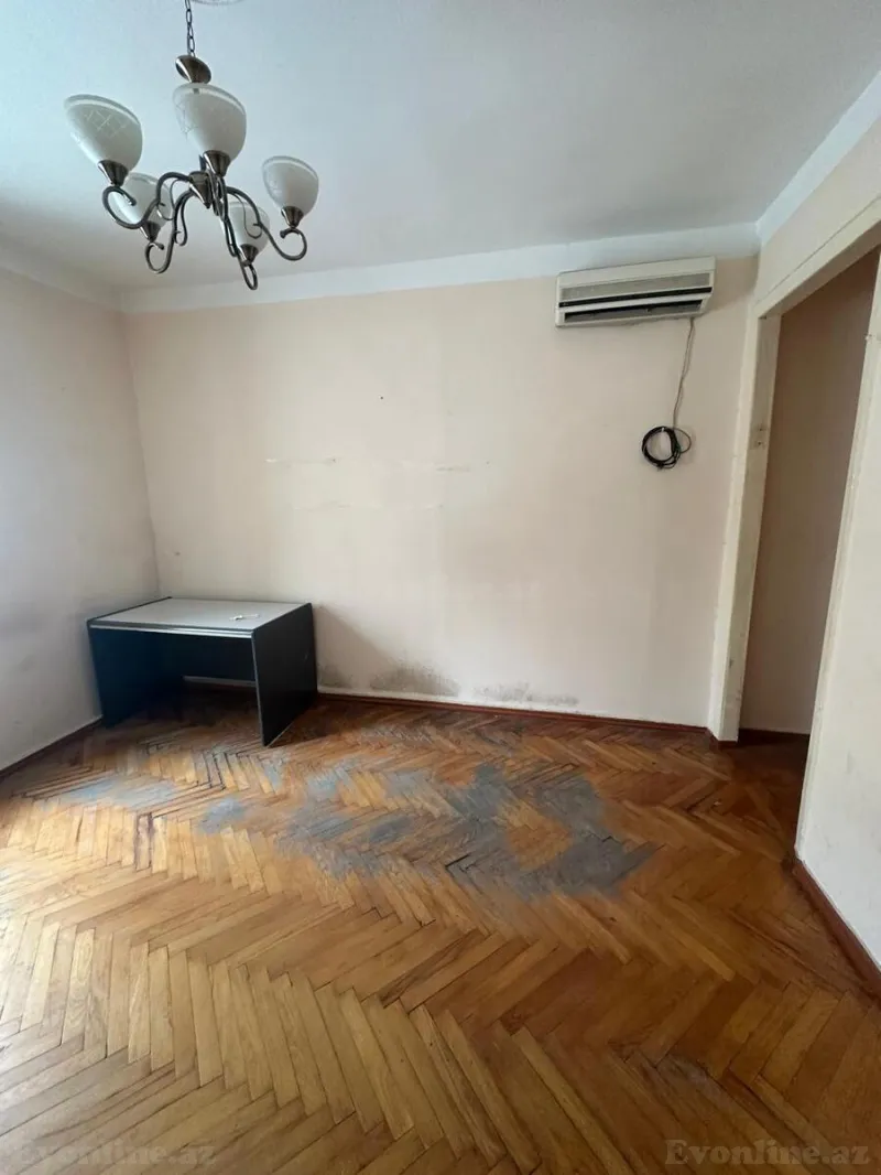 Satılır 3 otaqlı Mənzil Köhnə tikili 80 m² Elmlər Akademiyası m. - şəkil 7
