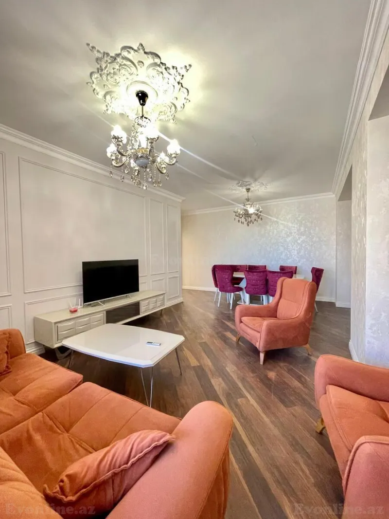 Kirayə verilir 3 otaqlı Mənzil Yeni tikili 148 m² 8 Noyabr m. - şəkil 2